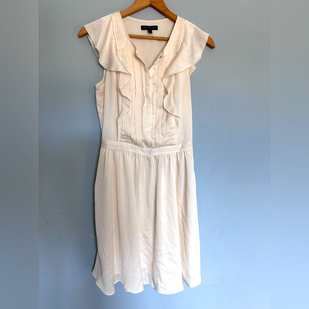 Banana Republic Dress Cream 6 Tall Small Flutter Sleeve Pocket Washable